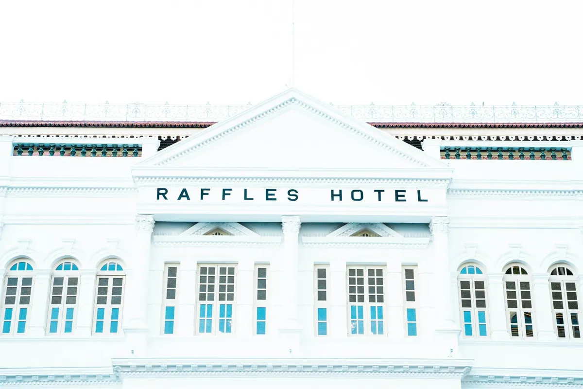 래플스 싱가포르의 외관